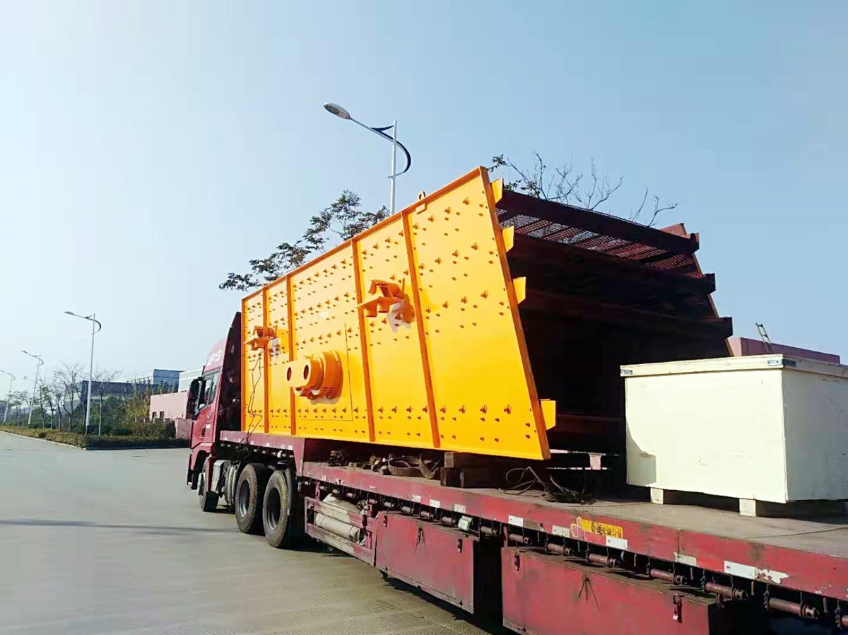 4YK系列振动筛设备已发往湖南宁乡客户